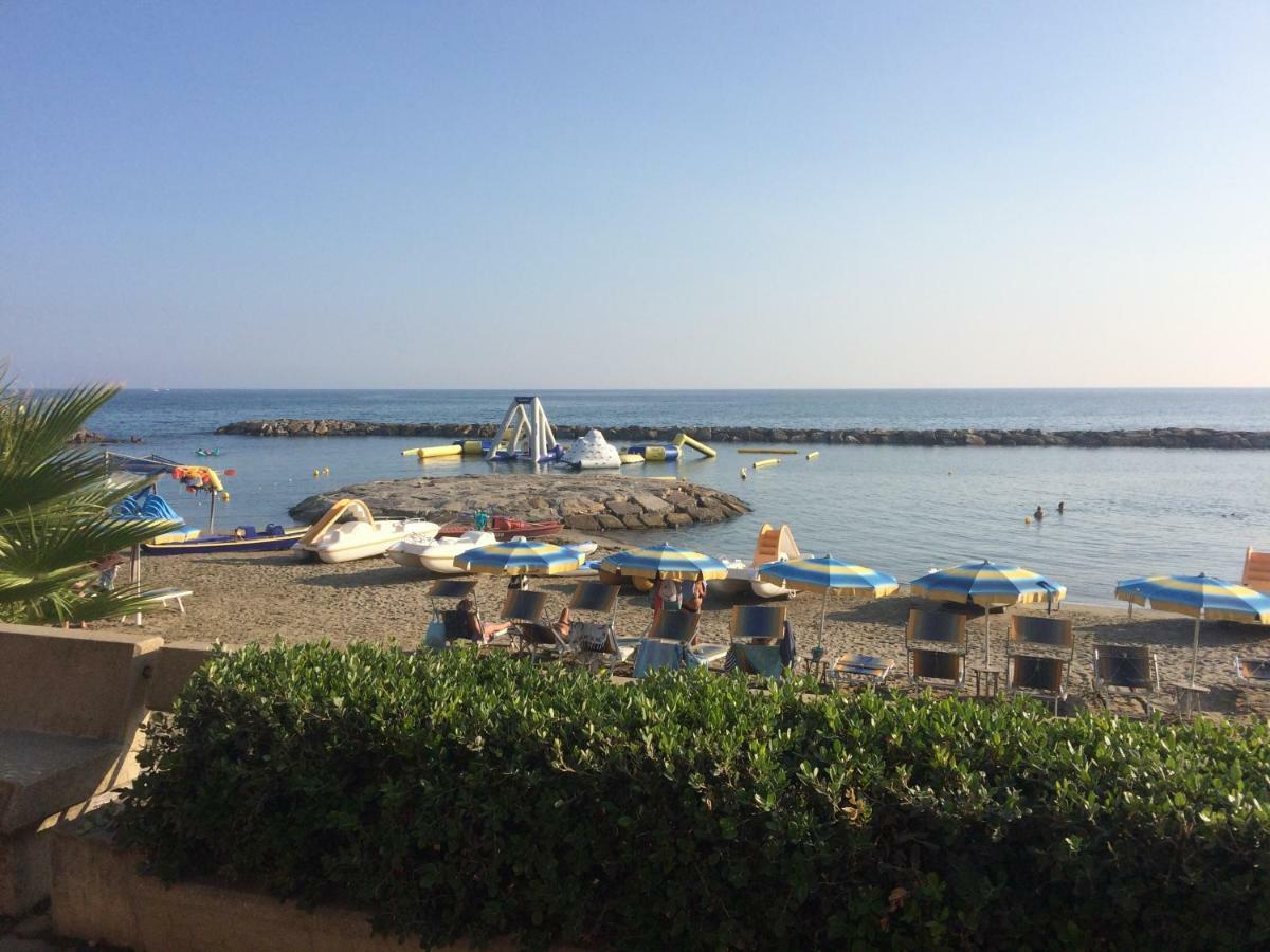 Bistrot Del Mare Apartman Santo Stefano al Mare Kültér fotó